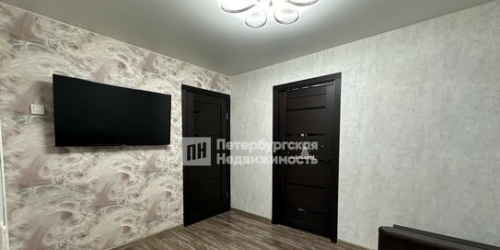 3-комн квартира улица Червонного Казачества,  д. 32