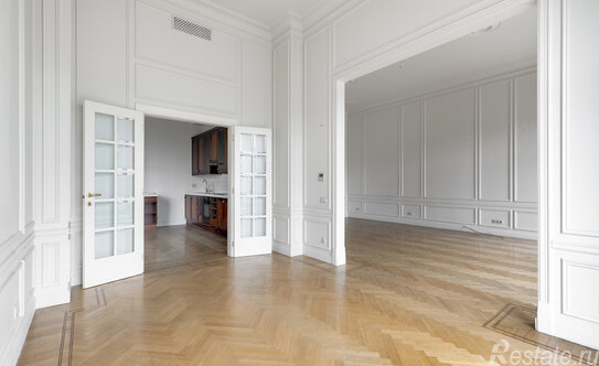 Аренда 4-комн квартиры на вторичном рынке Тверской бульвар,  д. 9