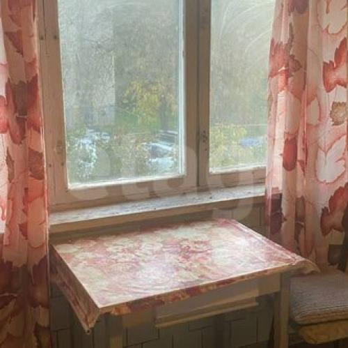 2-комн квартира Белогорка, Институтская улица,  д. 15