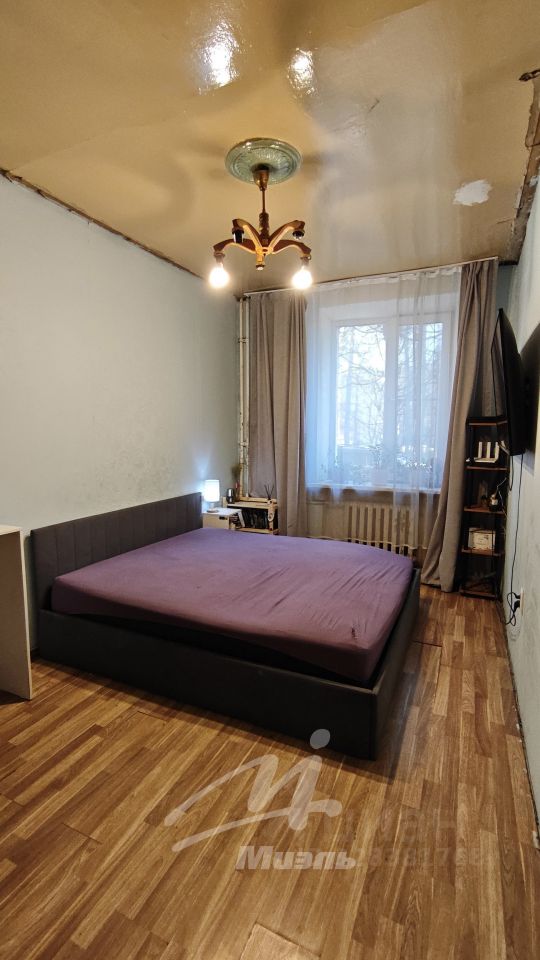Продажа 2-комн квартиры на вторичном рынке Химки, улица Зои Космодемьянской, 4