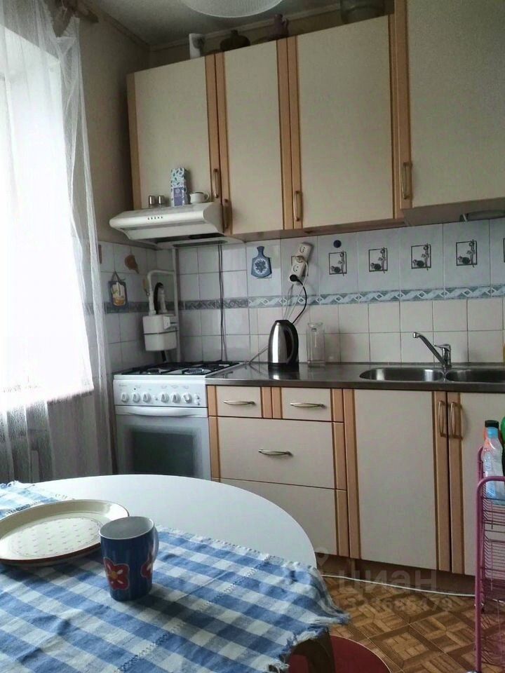 Продажа 2-комн квартиры на вторичном рынке пос. Торфяновка, 8Б