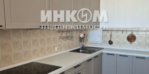 2-комн квартира улица Новаторов,  д. 6