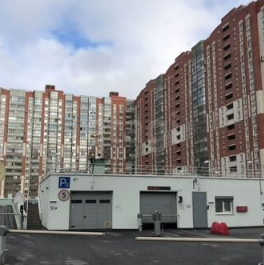 Продажа 2-комн квартиры на вторичном рынке улица Бадаева,  д. 6 к1