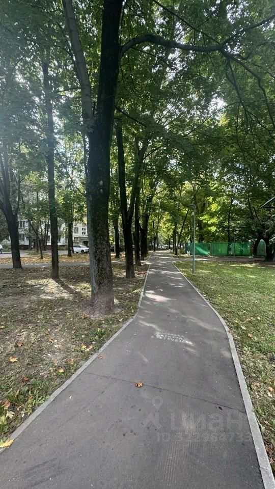 Продажа 1-комн квартиры на вторичном рынке Азовская улица, 25К3