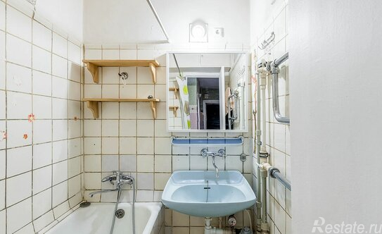 Продажа 2-комн квартиры на вторичном рынке ул Усиевича,  д. 15