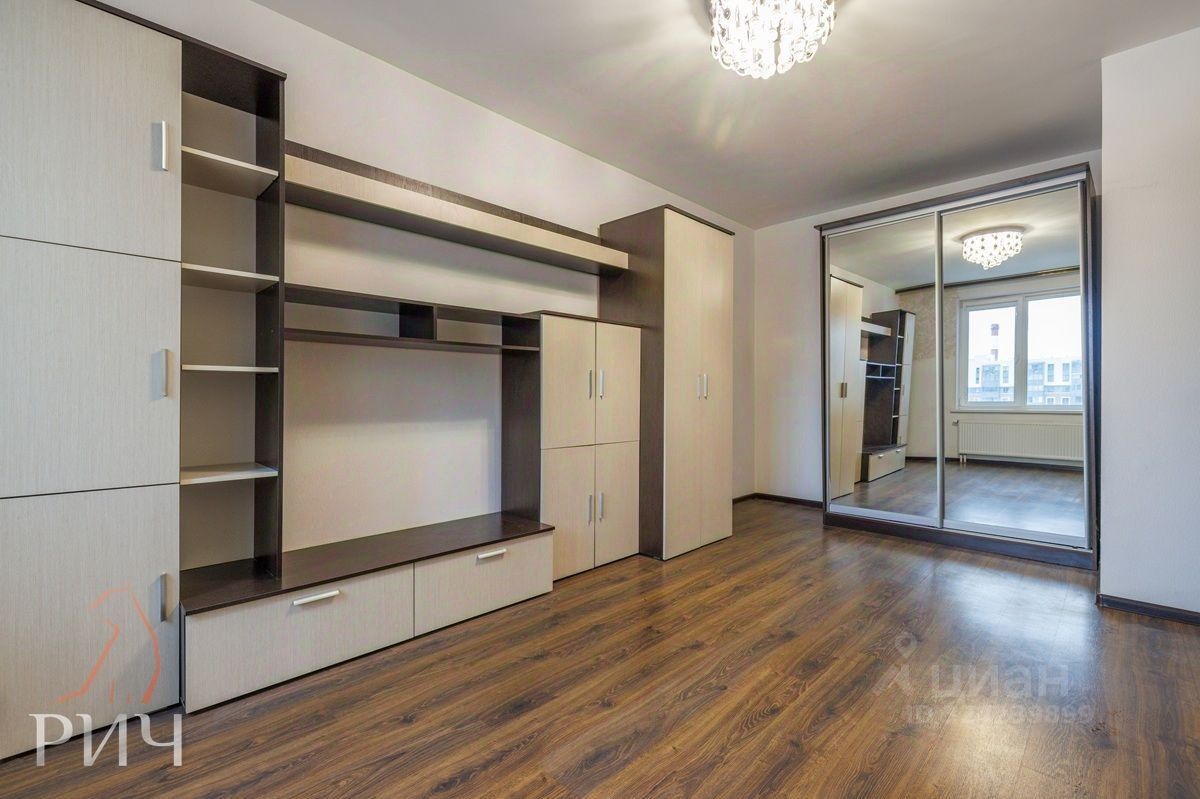 Продажа 1-комн квартиры на вторичном рынке проспект Ветеранов, 171к5