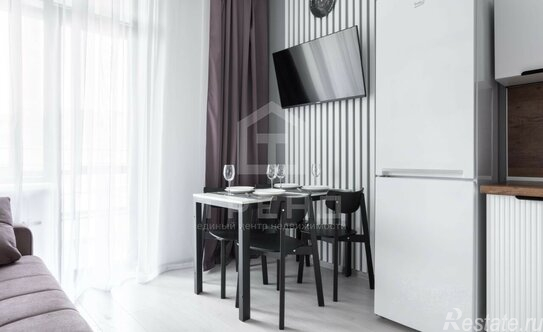 Продажа 1-комн квартиры на вторичном рынке Манчестерская улица,  д. 3