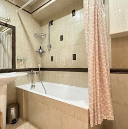 Продажа 1-комн квартиры на вторичном рынке Озерковская набережная,  д. 2/1