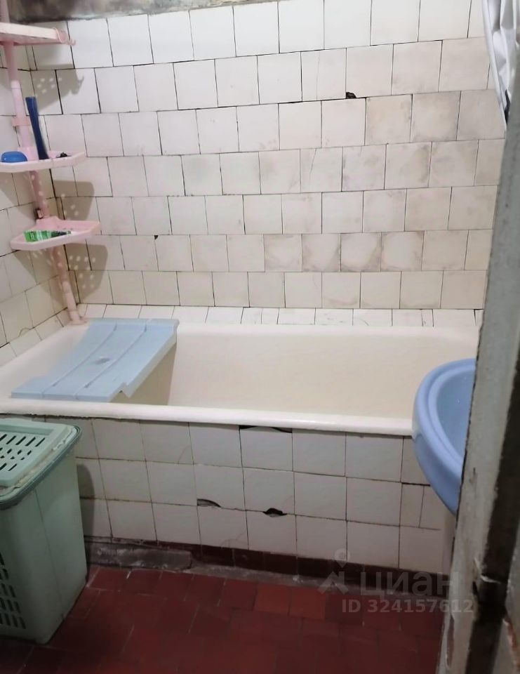 Продажа комнаты Колпино, проспект Ленина, 24/8