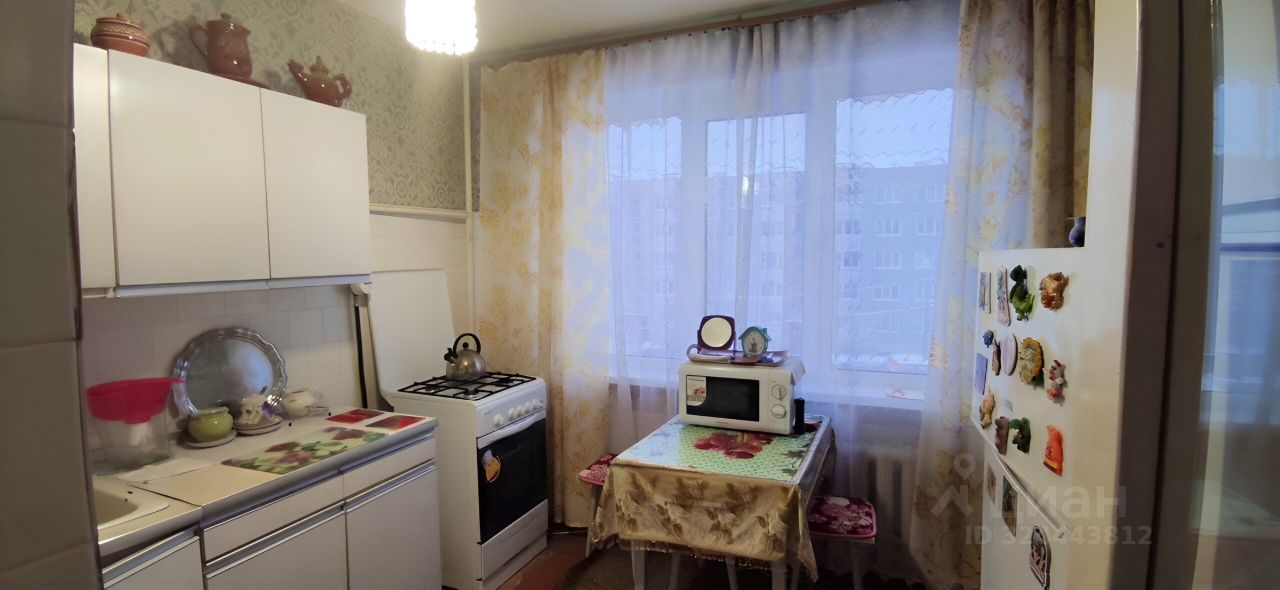 Продажа 2-комн квартиры на вторичном рынке Сланцы, улица Ленина, 30А