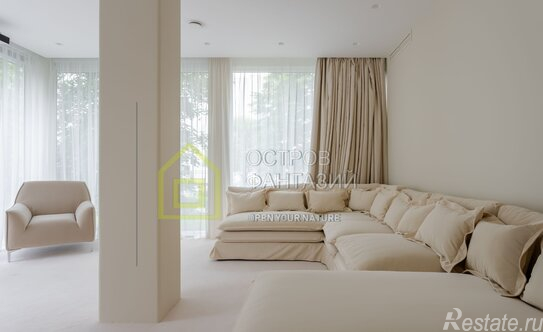 Продажа 3-комн квартиры на вторичном рынке Островной проезд,  д. 2