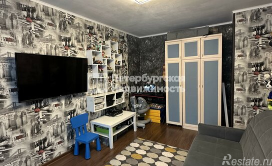 Продажа 2-комн квартиры на вторичном рынке улица Черкасова,  д. 17