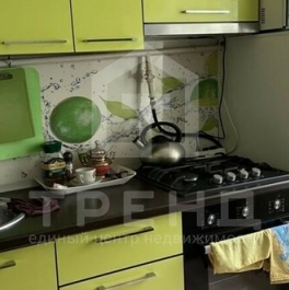Продажа 1-комн квартиры на вторичном рынке Новоизмайловский пр-кт,  д. 26,  к. 4