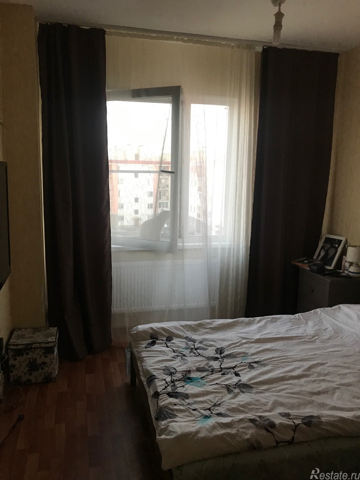 Продажа 2-комн квартиры на вторичном рынке Петергоф, Ропшинское шоссе,  д. 3,  к. 4