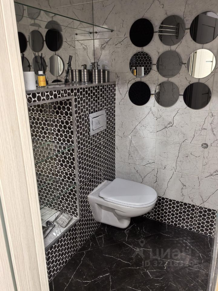 Продажа студии Южный мкр, улица Курыжова, 14