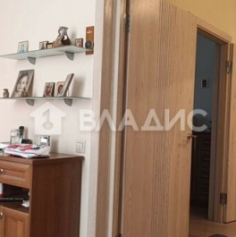 Продажа 3-комн квартиры на вторичном рынке ул Планетная,  д. 19/7