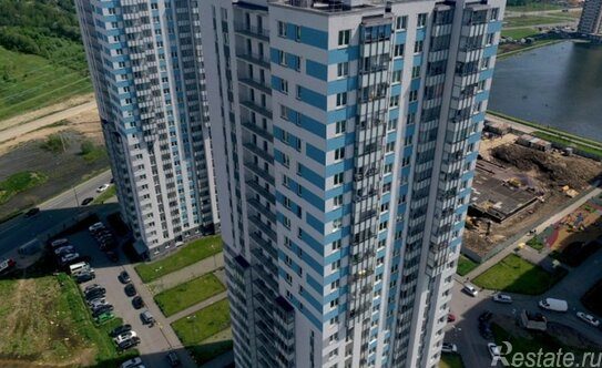 Продажа 2-комн квартиры на вторичном рынке Чарушинская улица,  д. 32