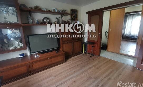 Продажа 3-комн квартиры на вторичном рынке улица Фабрициуса,  д. 9