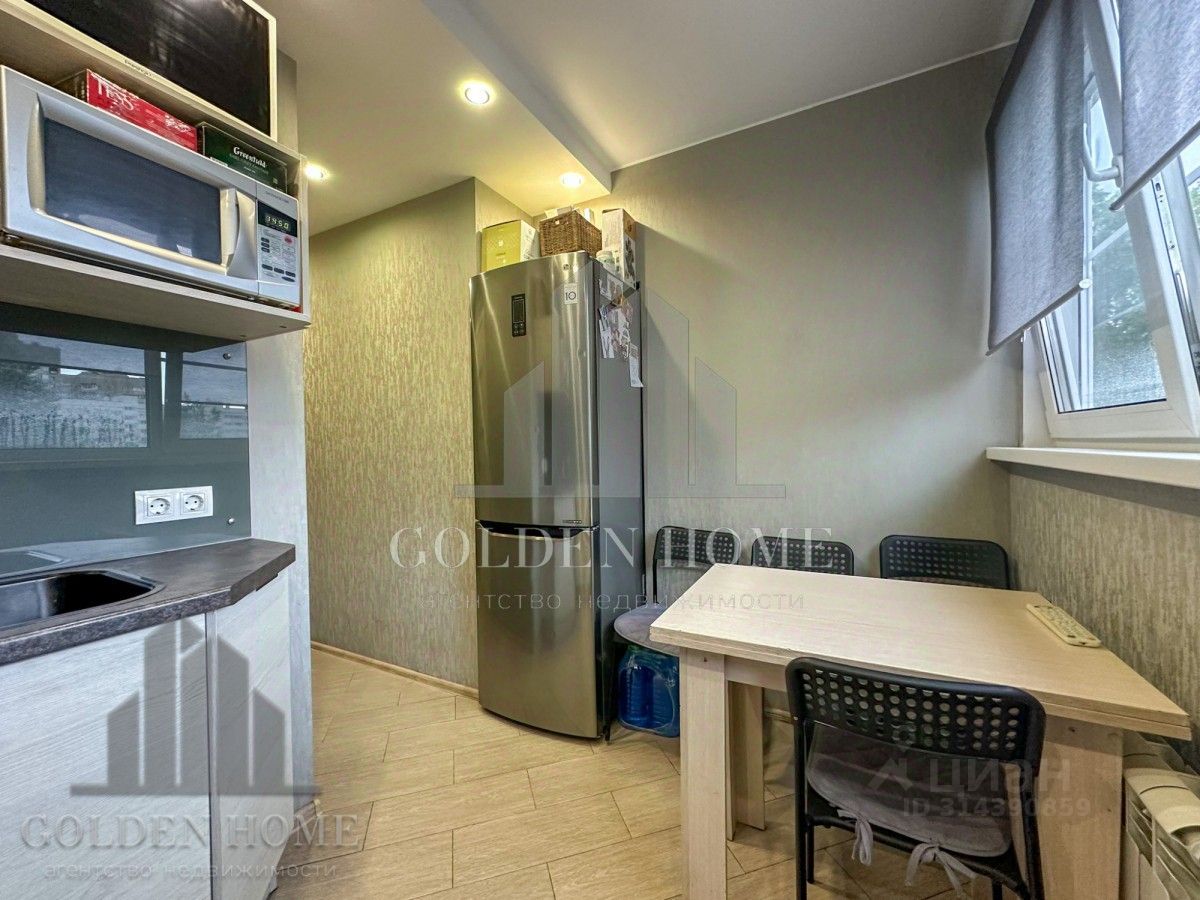 Продажа 2-комн квартиры на вторичном рынке улица Генерала Симоняка, 23