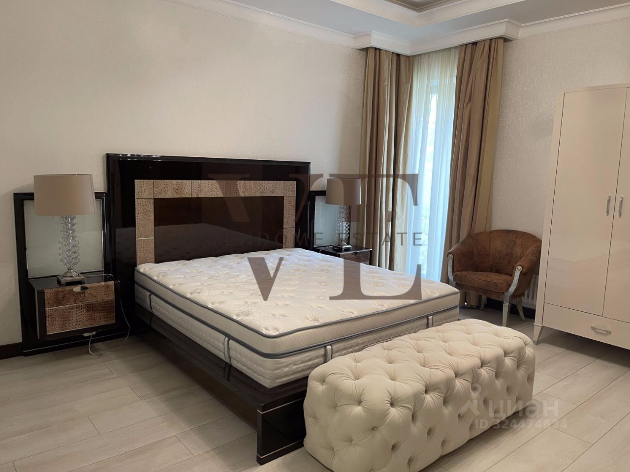 Аренда 3-комн квартиры на вторичном рынке Большой Козихинский переулок, 25