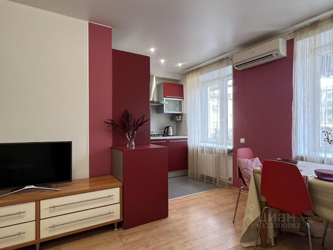 Аренда 2-комн квартиры на вторичном рынке Таврическая улица, 2Г