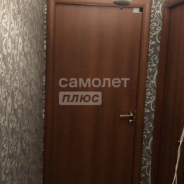 Продажа 3-комн квартиры на вторичном рынке улица Хачатуряна,  д. 4