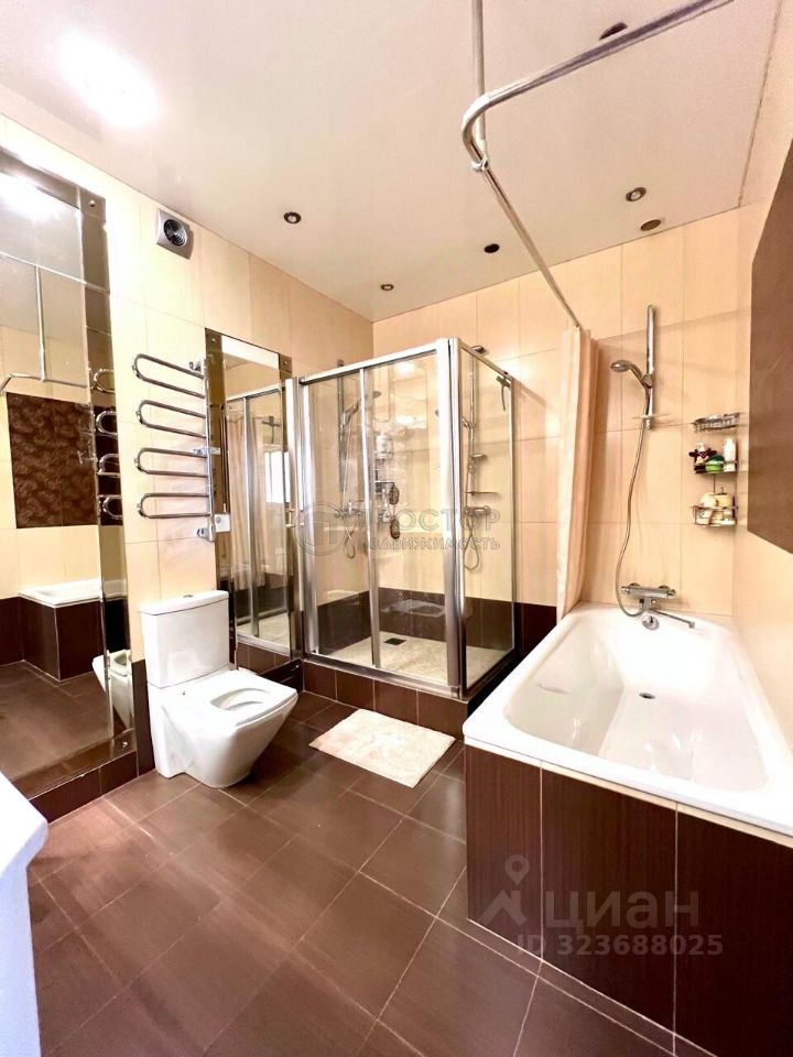 Продажа 3-комн квартиры на вторичном рынке Нежинская улица, 8К1