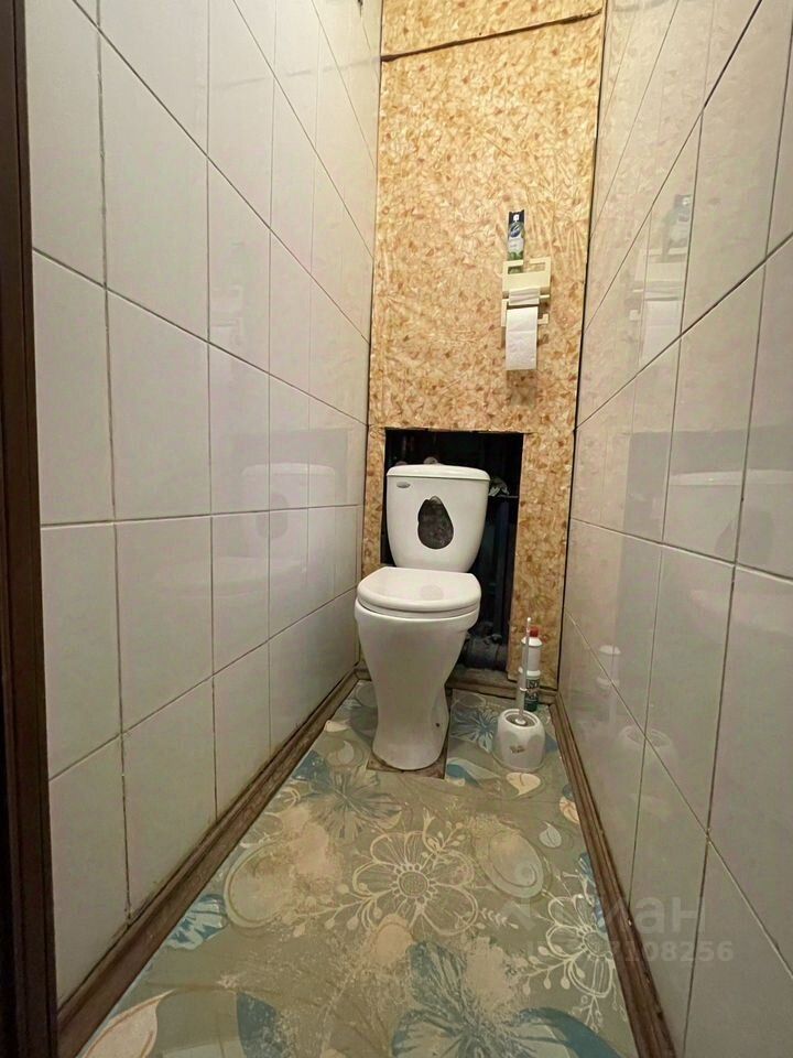 Продажа 3-комн квартиры на вторичном рынке Тайцы городской поселок, улица Санаторская, 9