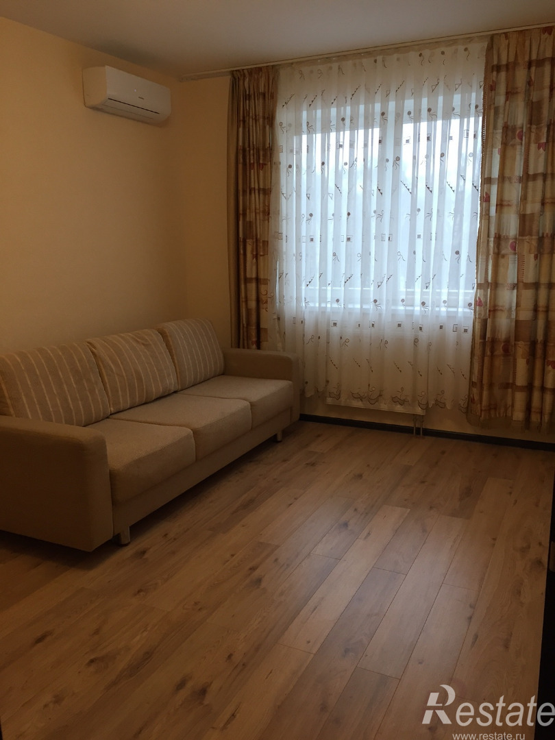 Продажа 1-комн квартиры на вторичном рынке Юбилейный проспект,  д. 66