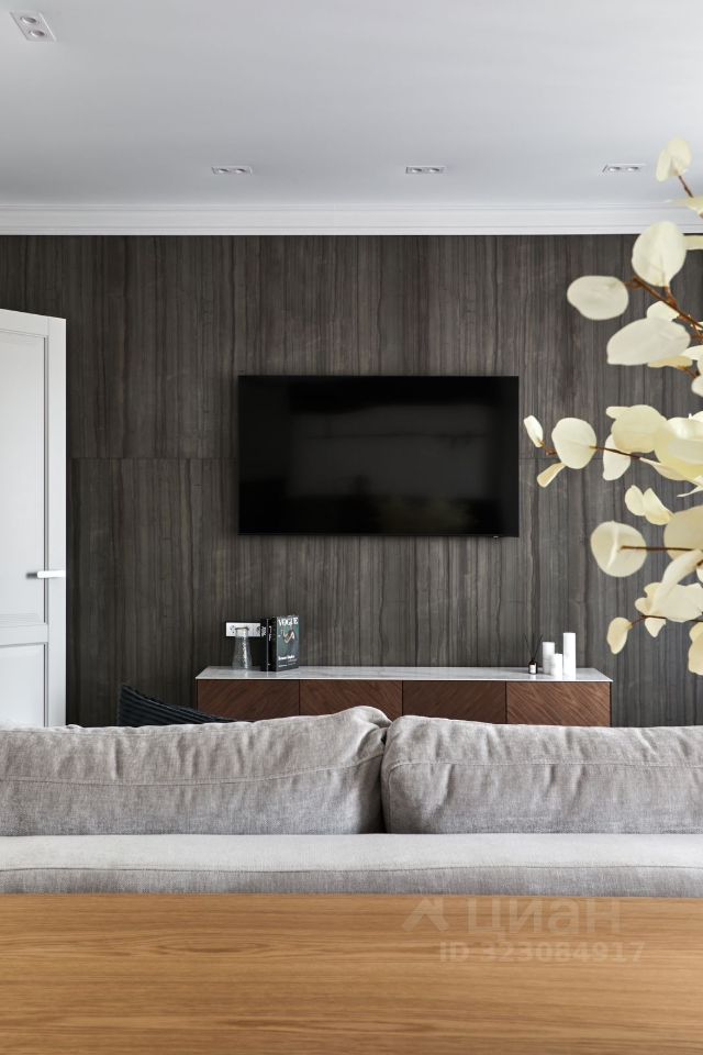 Продажа 3-комн квартиры на вторичном рынке Петровский проспект, 26к2