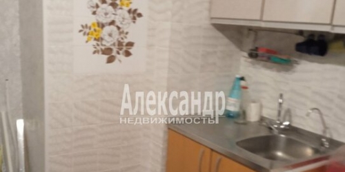 1-комн квартира улица Бадаева,  д. 7