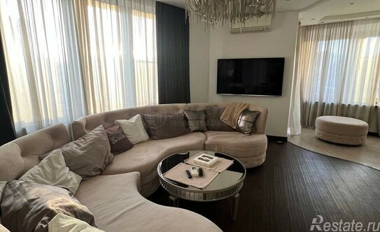 Продажа 3-комн квартиры на вторичном рынке ул Архитектора Власова,  д. 8