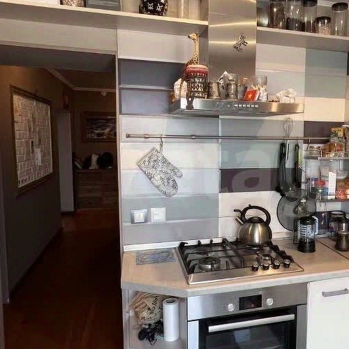 2-комн квартира Наличная улица, 15к2