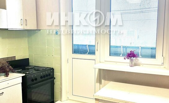 Продажа 4-комн квартиры на вторичном рынке ул Крупской,  д. 15