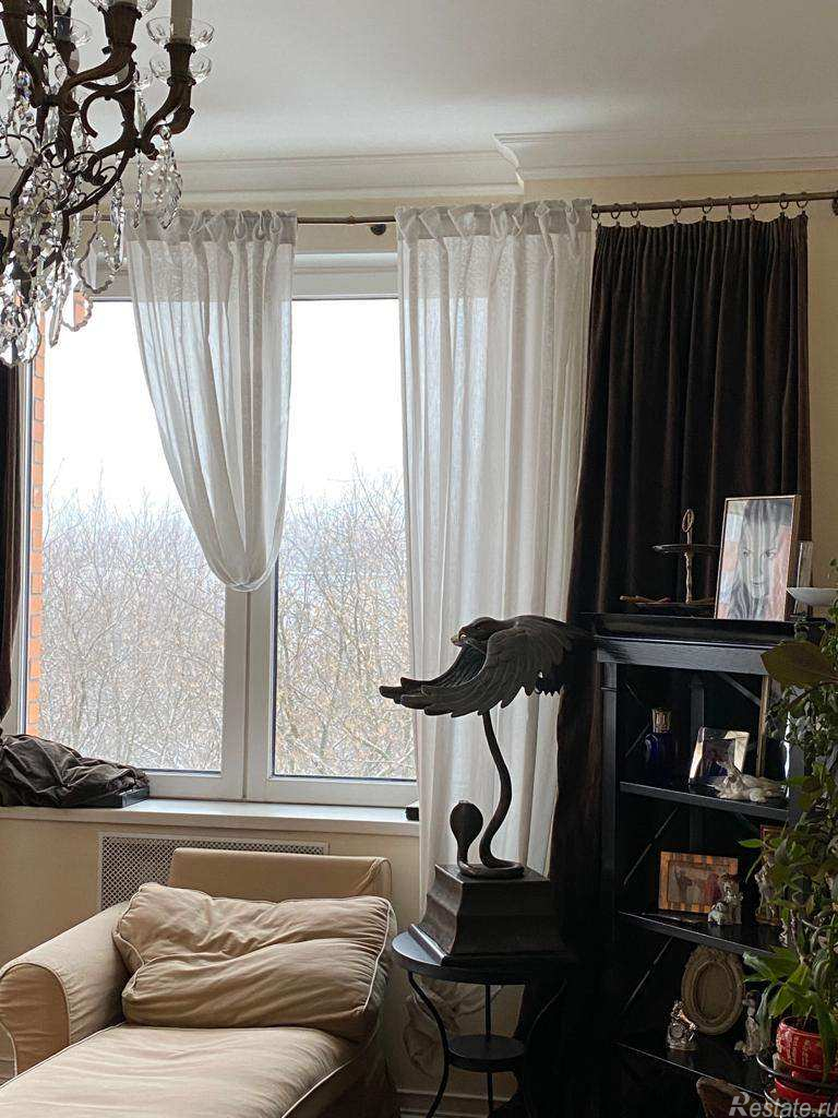 Продажа 4-комн квартиры на вторичном рынке Кутузова улица,  д. 11,  к. 3