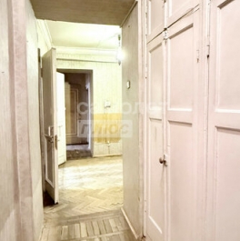 Продажа 4-комн квартиры на вторичном рынке Мира пр-кт,  д. 108