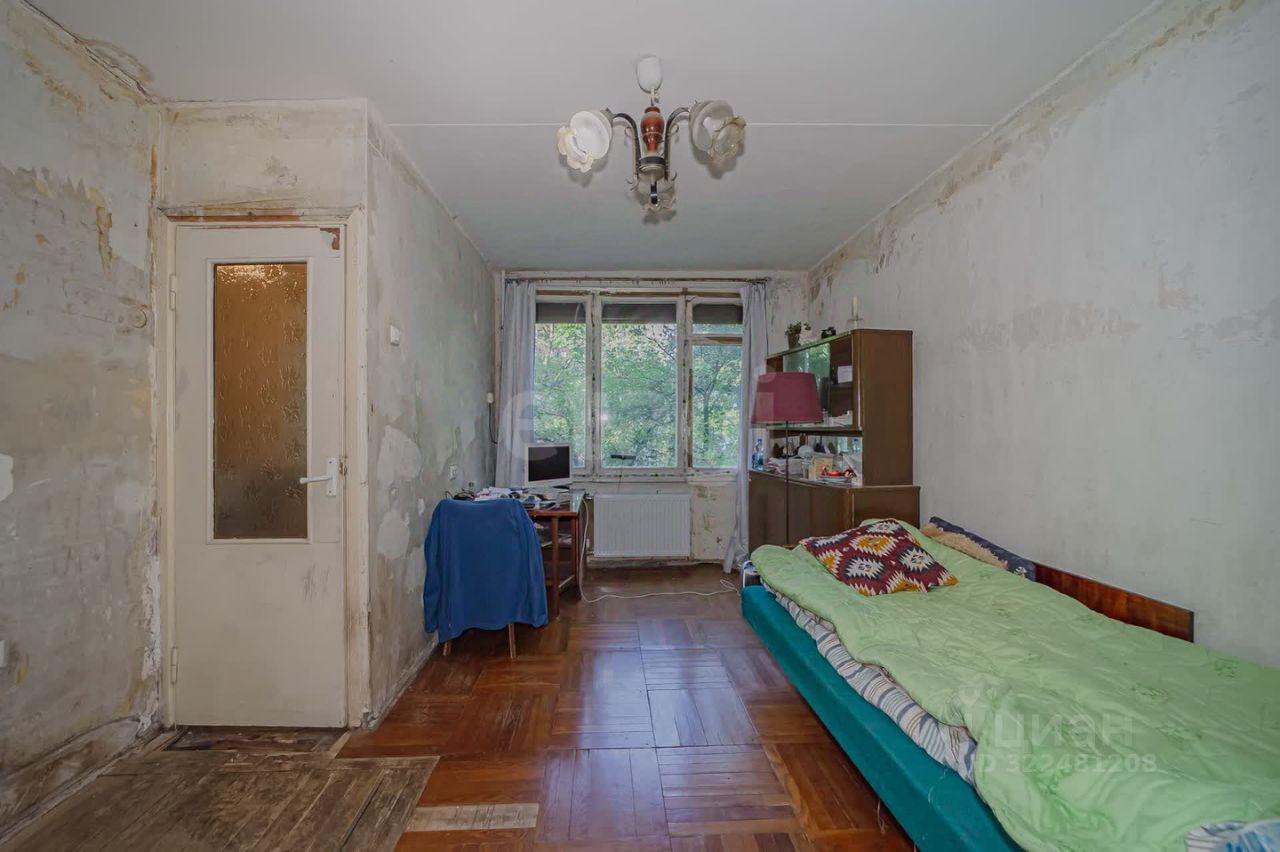 Продажа 3-комн квартиры на вторичном рынке Дачный проспект, 24