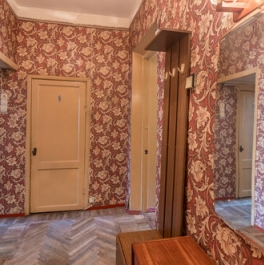 Продажа 2-комн квартиры на вторичном рынке ул Типанова,  д. 16