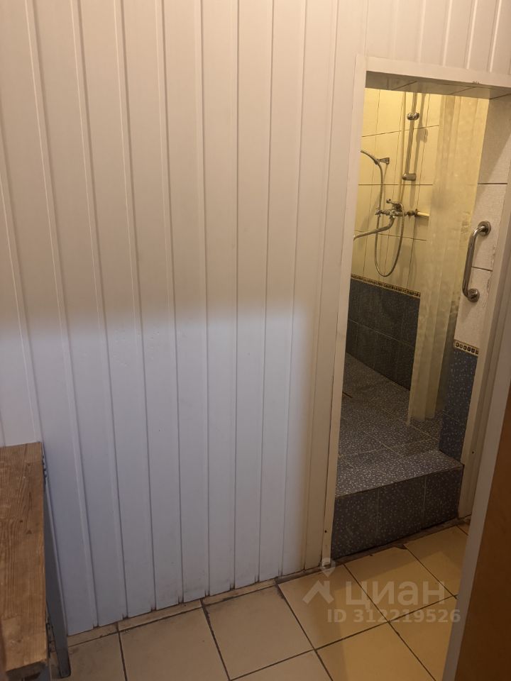 Продажа комнаты Большеохтинский проспект, 22к1