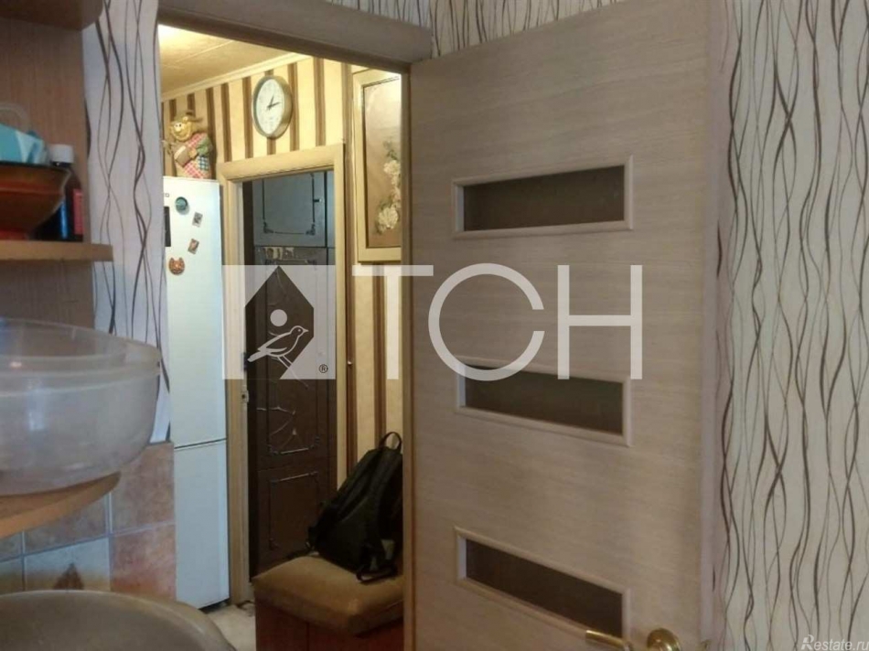 Продажа 2-комн квартиры на вторичном рынке 4-й кв-л, 9