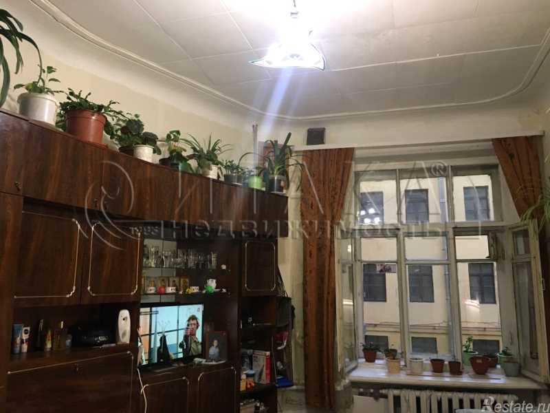 Продажа комнаты Столярный,  д. 10-12