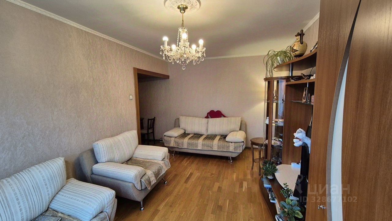 Продажа 2-комн квартиры на вторичном рынке улица Белы Куна, 23