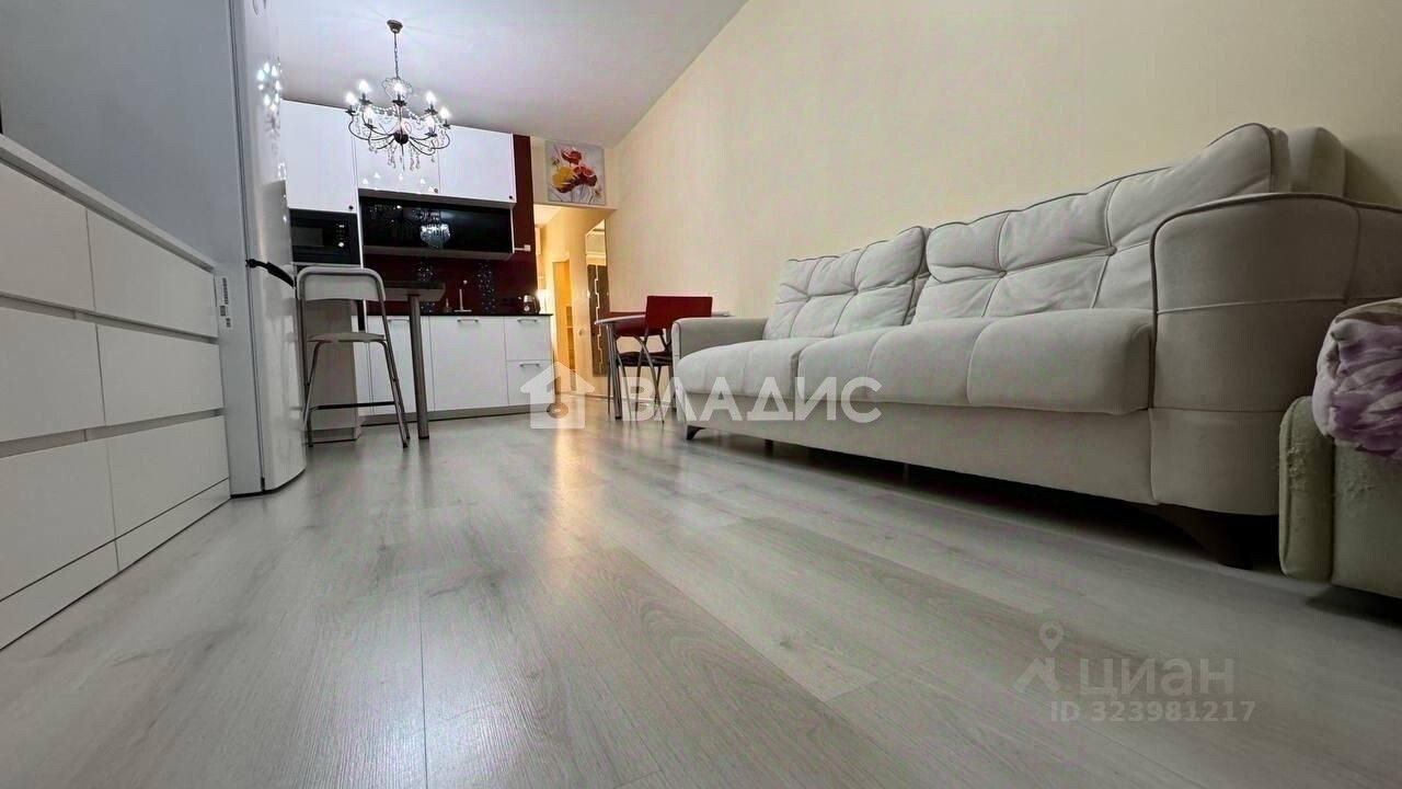 Продажа студии улица Композиторов, 18