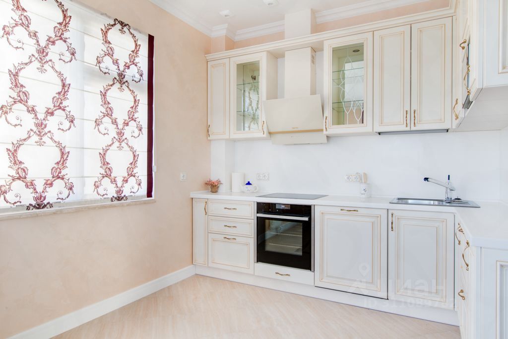 Аренда 4-комн квартиры на вторичном рынке улица Куйбышева, 26к2