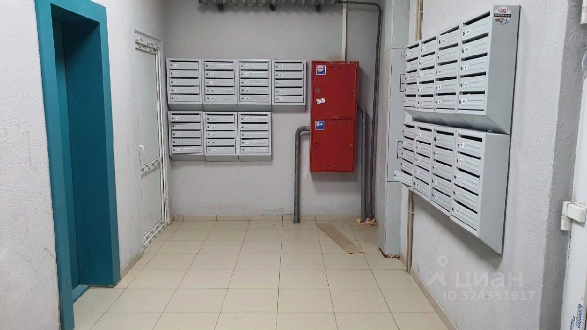 Продажа 1-комн квартиры на вторичном рынке Лобня, Батарейная улица, 8