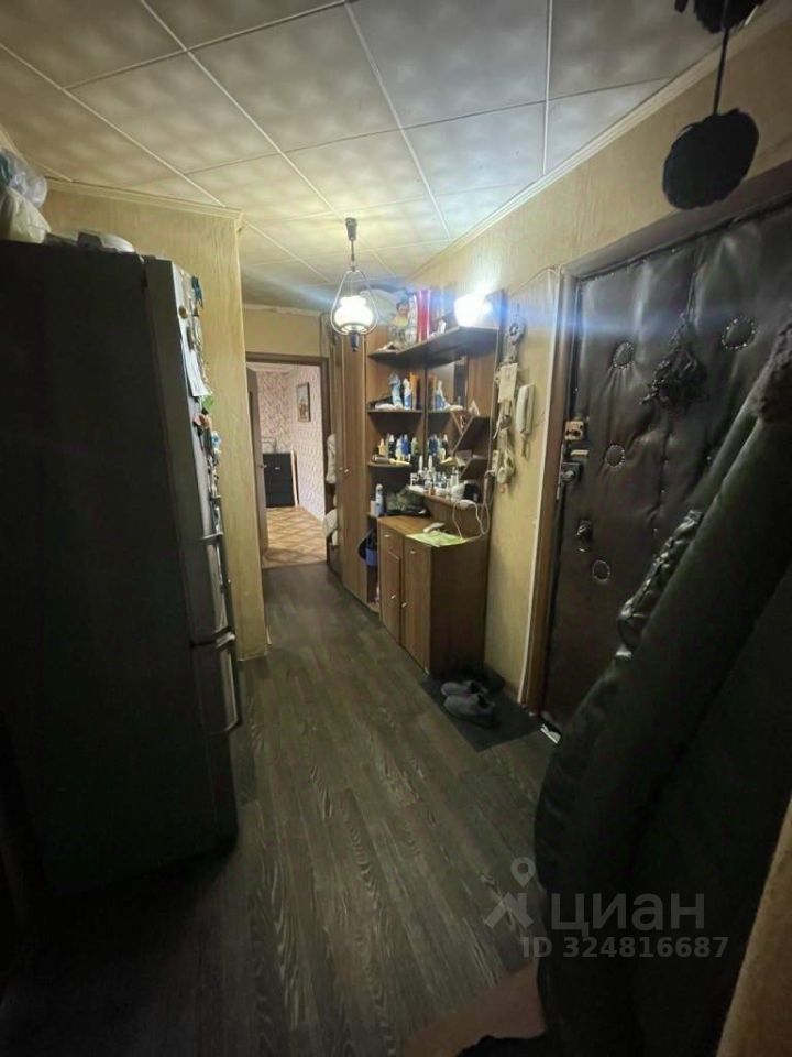 Продажа 3-комн квартиры на вторичном рынке Чехов, Весенняя улица, 15
