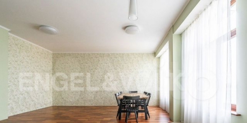 3-комн квартира Вязовая улица,  д. 10