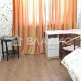Продажа 2-комн квартиры на вторичном рынке улица Сосенский Стан,  д. 11