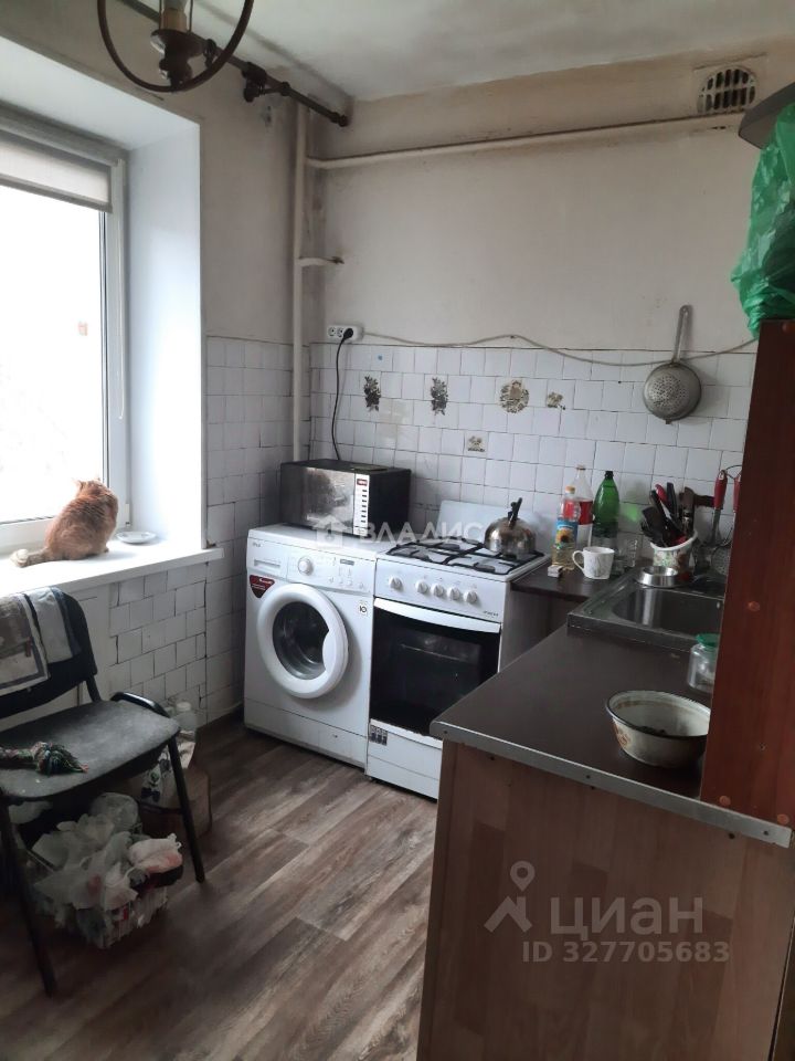 Продажа 3-комн квартиры на вторичном рынке Никольское, Западная улица, 1