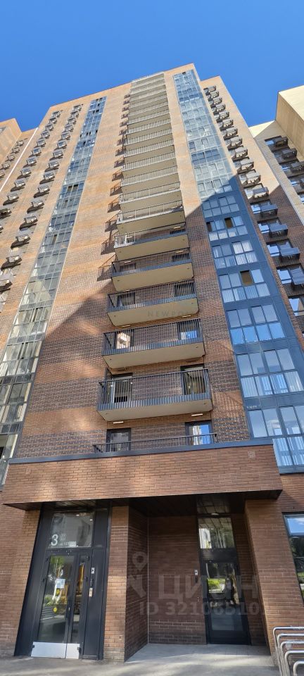 Аренда 2-комн квартиры на вторичном рынке Зеленый проспект, 103